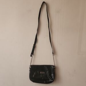 Reaction Kenneth Cole Black Crossbody Bag